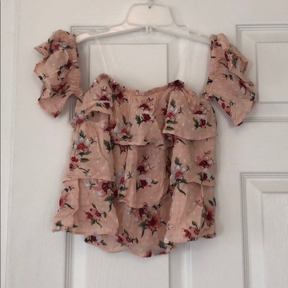 American Eagle Outfitters Tops - Women’s American Eagle brand top size XS